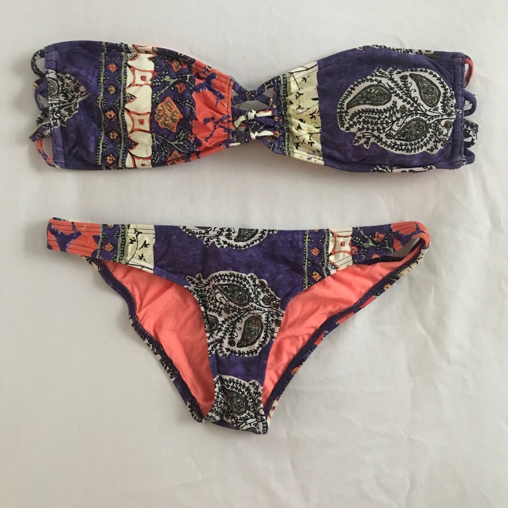 Bathing suit